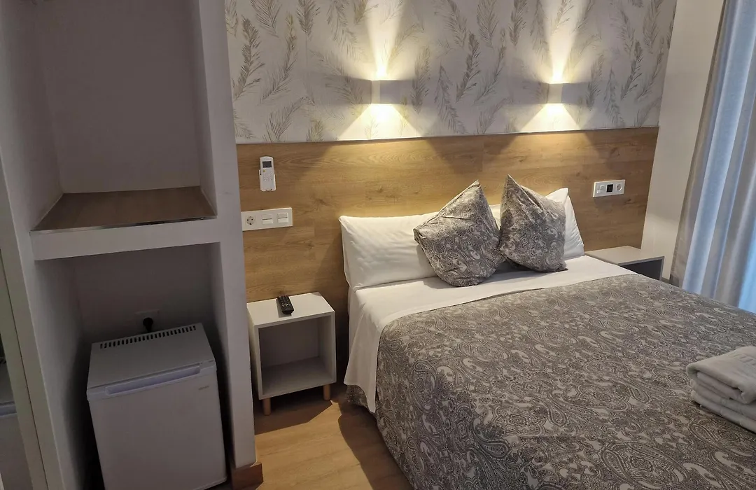 Hostal Esparteros-1