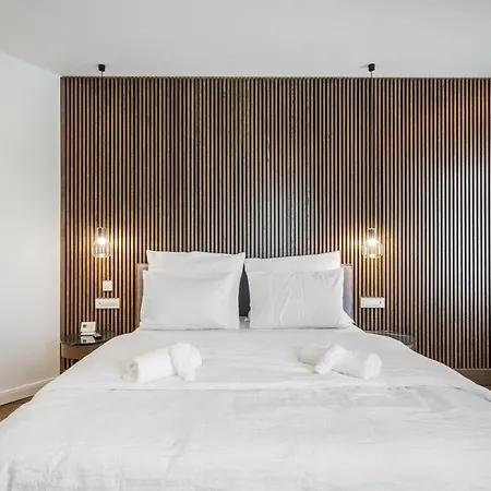 Budapest Eye- Boutique Suites, By Bqa-3