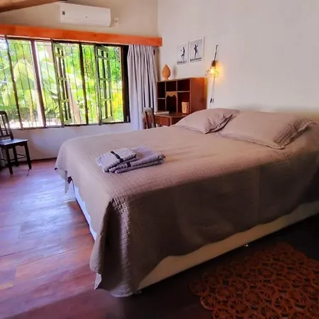 Guest House & Art Gallery-2