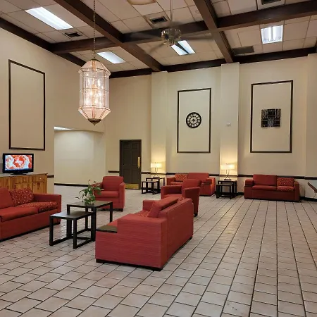 Rest Inn - Extended Stay, I-40 Airport, Wedding & Event Center-3