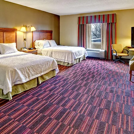 Hampton Inn Cleveland-3