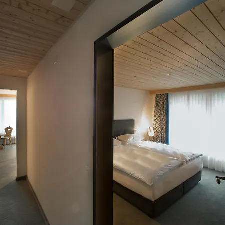 Bernerhof Swiss Quality Hotel Gstaad-2