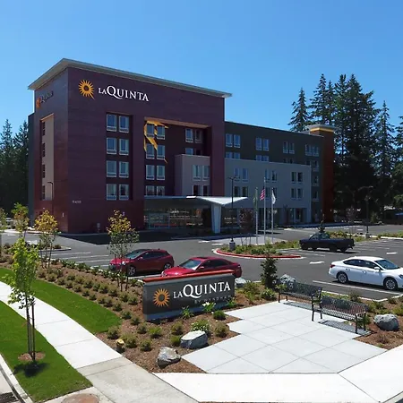 La Quinta Inn & Suites By Wyndham Marysville-2