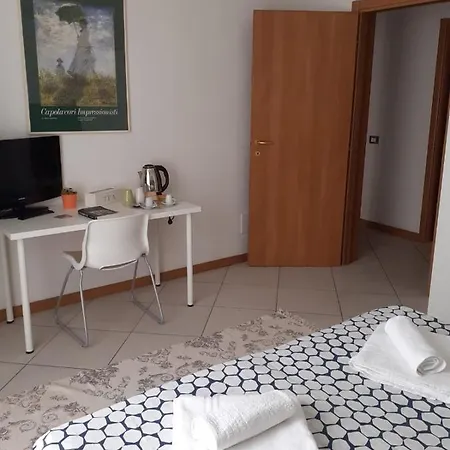 Simone'S Scala House-2