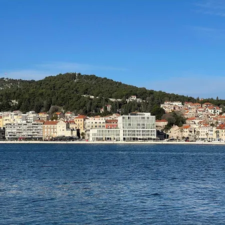 Hotel Ambasador-3
