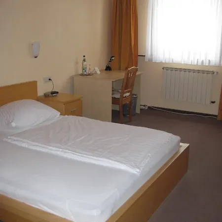 Hotel Haus Bergblick-2