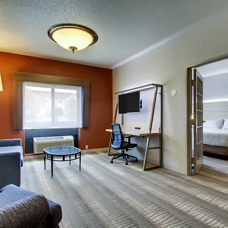 Holiday Inn Express Milwaukee N- Brown Deer/Mequon-3