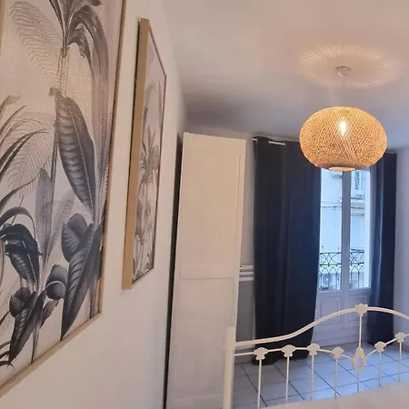 Le Bayard Authentique Maison Setoise Patio Climatisee Centre Historique Parking Payant A Proximite-3