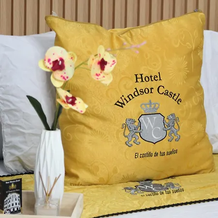 Hotel Windsor Castle Bogotá-3