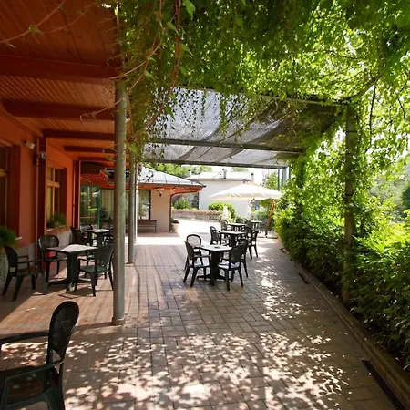 Hotel Centro Benessere Gardel-3