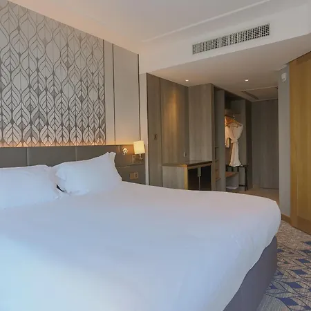 Centara Grand At Centralworld-2