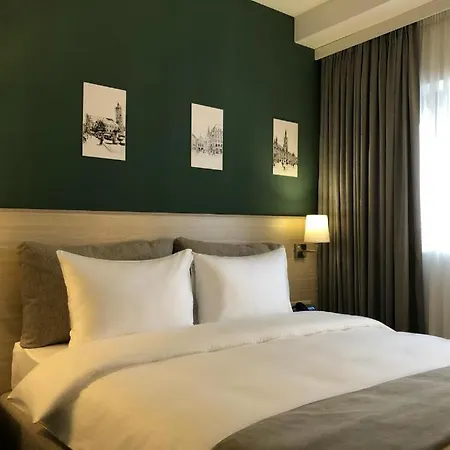 In City Hotel-3