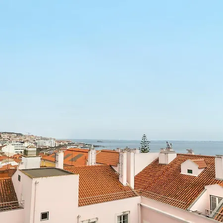 The Emerald House Lisbon - Curio Collection By Hilton-3