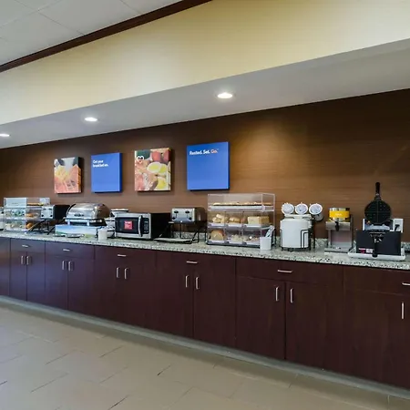 Comfort Inn Randolph-Boston-3