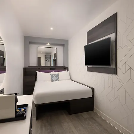 Four Points Flex By Sheraton London Shoreditch East-3