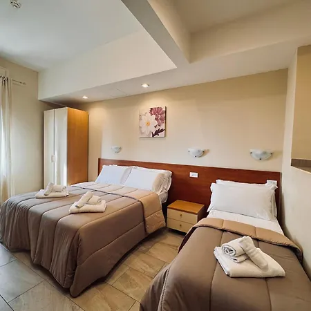 Hotel Villa Robinia-3