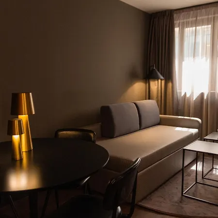 Letoh Letoh Sevilla-2