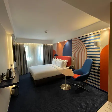 Holiday Inn Express&Suites Lisbon - Príncipe Real by IHG-2