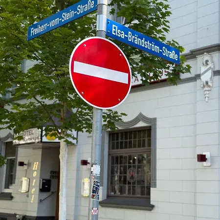 Stadt-Gut-Hotel Zum Rathaus-2