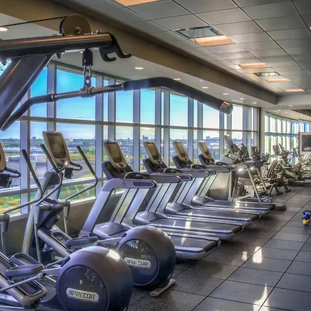 Courtyard By Marriott Winnipeg Airport-3