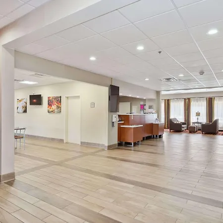 Quality Inn & Suites Morgantown - University Area-3