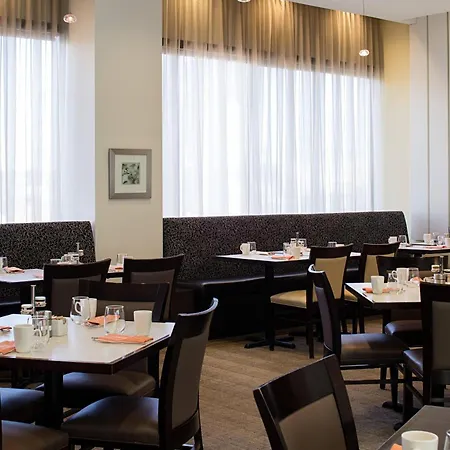 Delta Hotels By Marriott Edmonton South Conference Centre-3