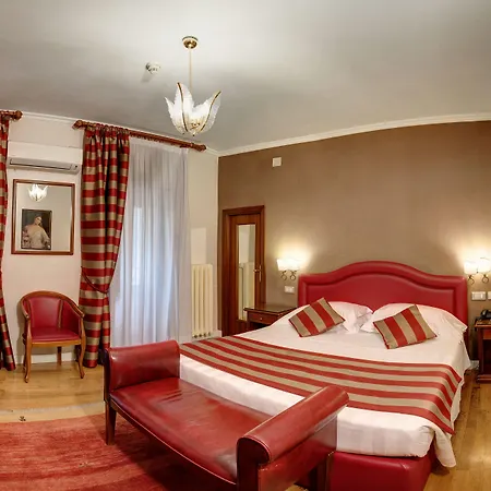Hotel Piazza Di Spagna-3