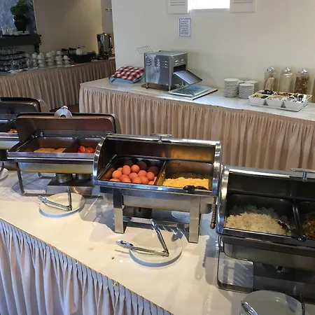 Devere Hotel-2