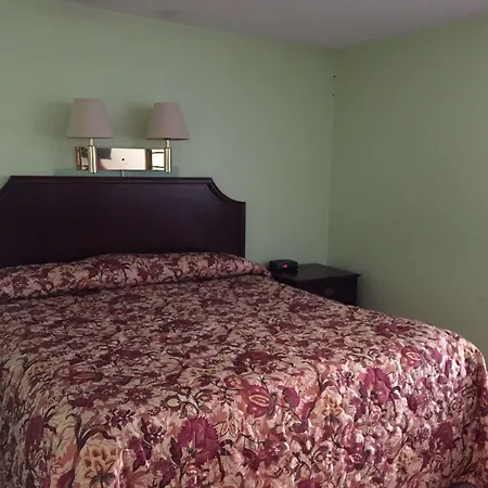 Iron Horse Inn-3