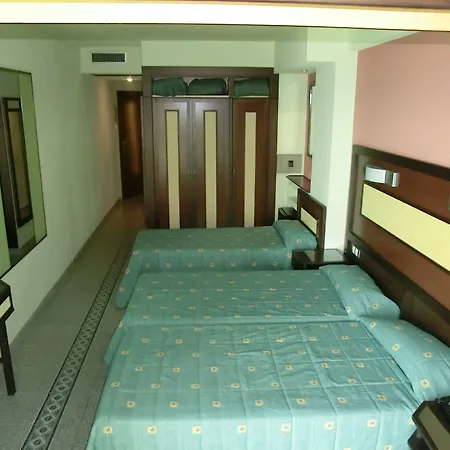 Hotel Benikaktus-3