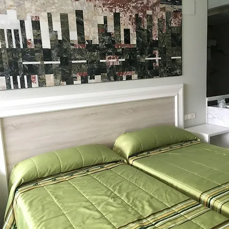 Hotel Benikaktus-2