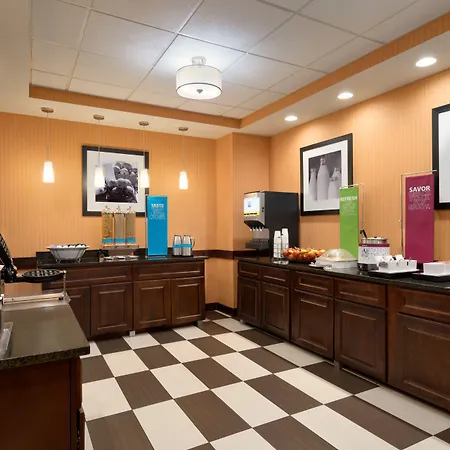 Hampton Inn & Suites Birmingham Airport Area-2