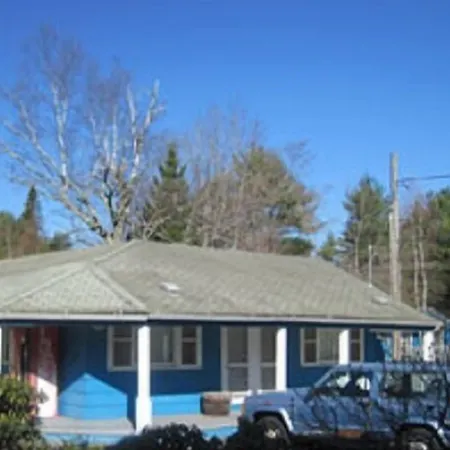 Homestead Motel And Cottages-2