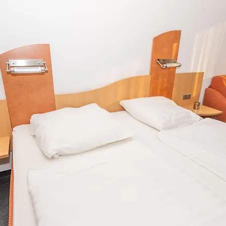 Tespo Hotel und Sportpark-2