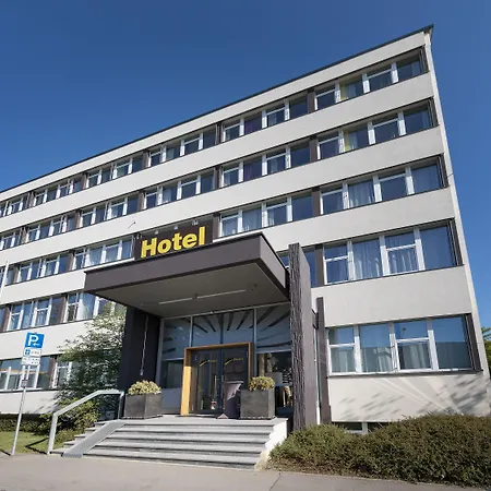 AMH Airport-Messe-Hotel Stuttgart-3