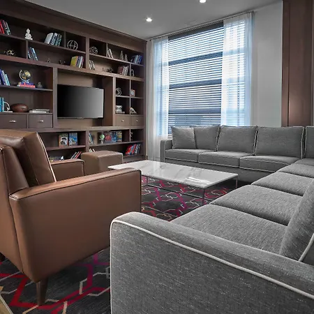 Four Points By Sheraton Edmonton West-2