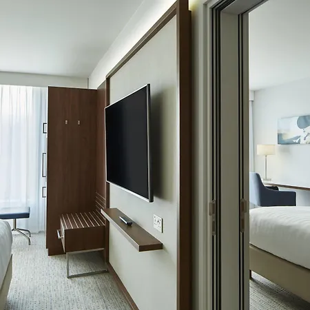Courtyard By Marriott Luton Airport-2