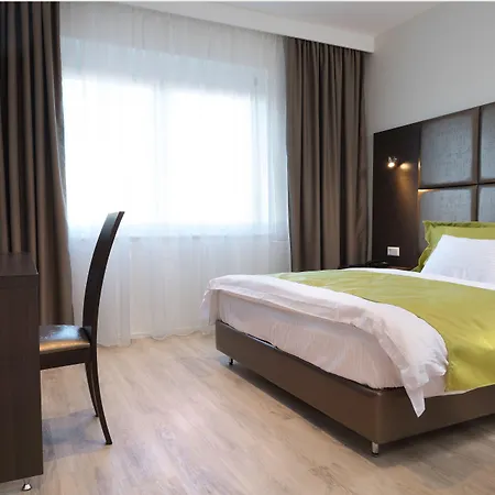 Boutique Hotel Bellevue Rheinfelden / Basel-3