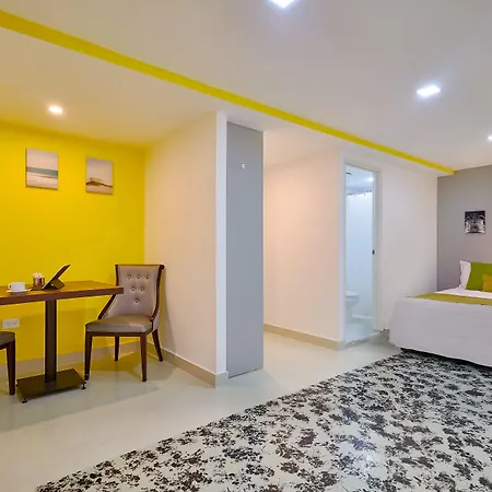 Malecon Premium Rooms & Hotel-3