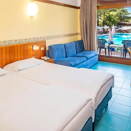 Hotel Royal-2