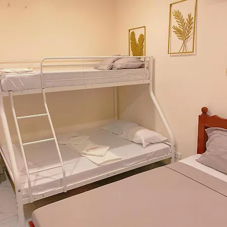 Elnora Delmar Travellers Inn-2