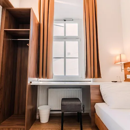 Atrium Hotel Salzburg-3