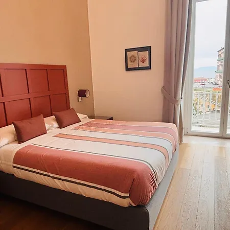 IL MASTIO Panoramic GUESTHOUSE - Vista Mare Napoli Centro-3
