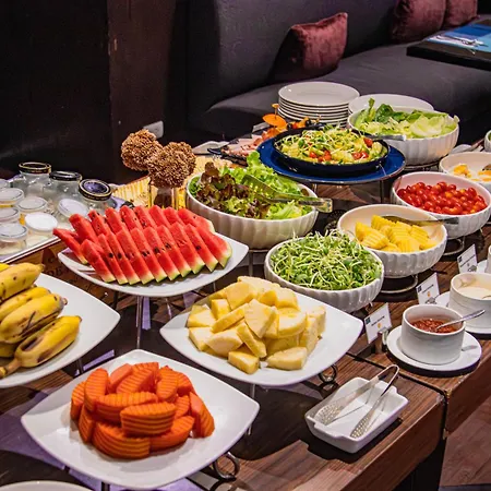 Sora Resort & Suites Sukhumvit-2