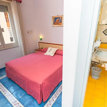 Meublè Casa Mannini Rooms-2