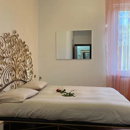 Villa Puccini Bed & Breakfast-2