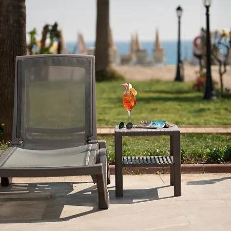 Elysee Beach Hotel-3