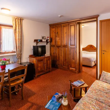 Hotel Miramonti Corvara-3
