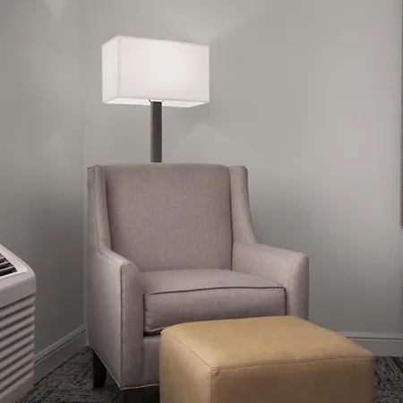 Best Western Plus College Station Inn & Suites-2