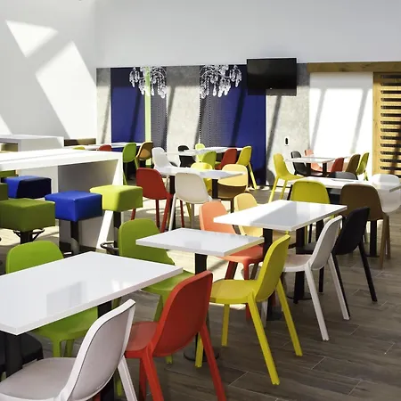 Ibis Budget Langres-2